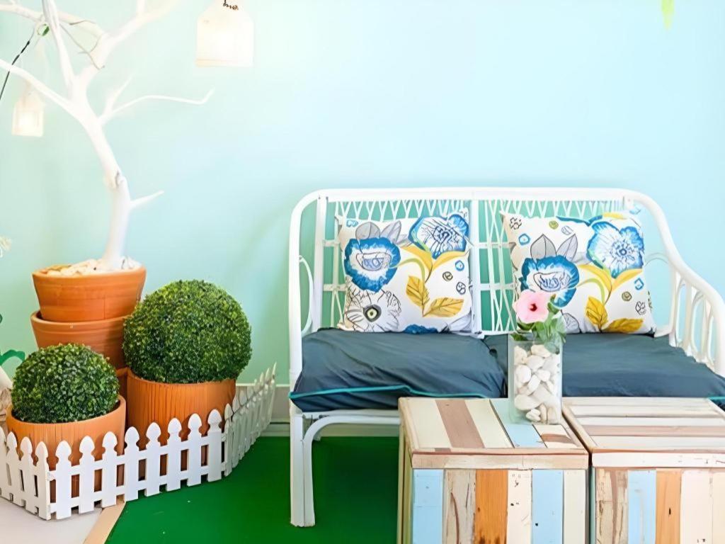 Kamin Bird Hostel