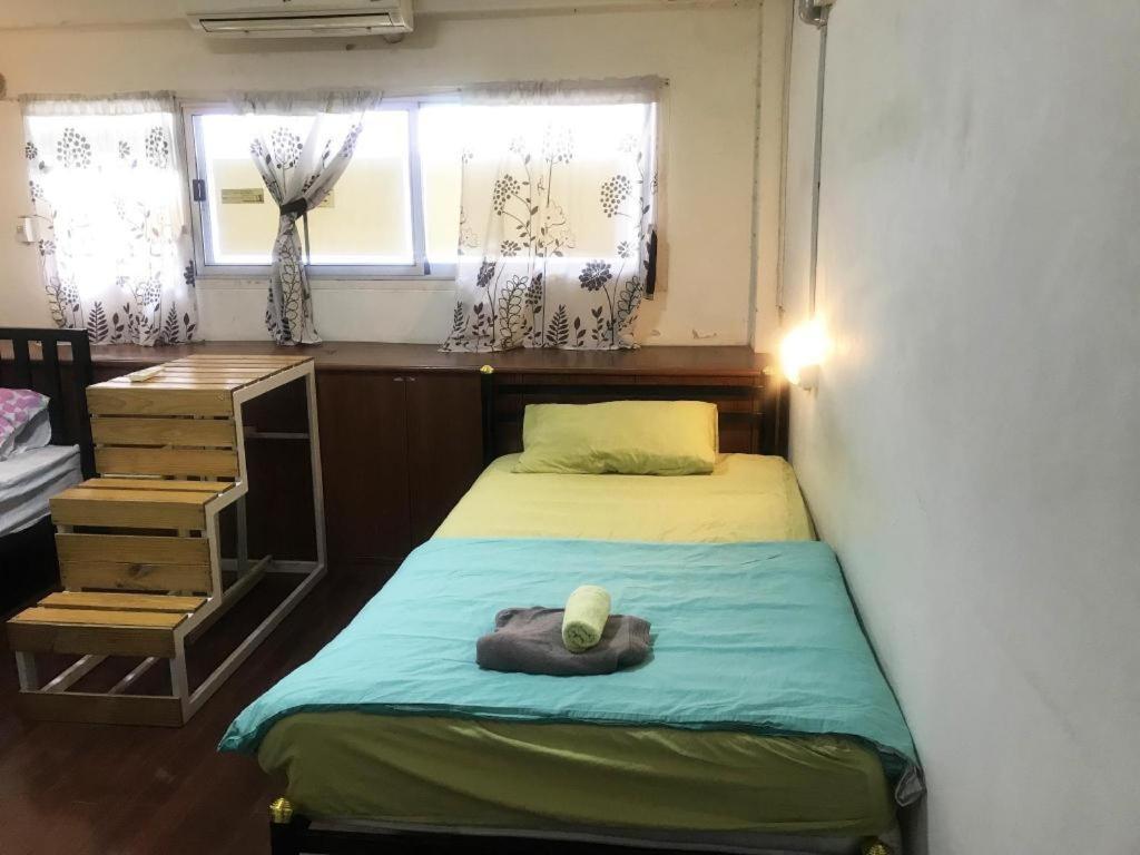 Kamin Bird Hostel