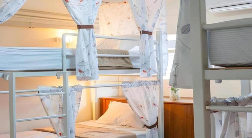 Kamin Bird Hostel *